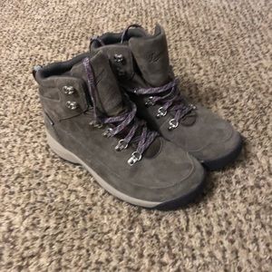 Danner Hiking Shoes. Size 10.